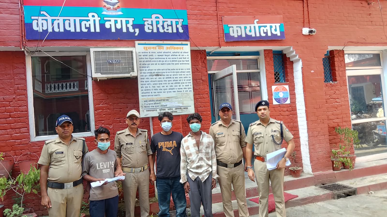 हरिद्वार रेलवे स्टेशन पर हवाई फायरिंग का मामला: 24 घंटे के भीतर 3 आरोपी गिरफ्तार, अवैध तमंचा और कारतूस बरामद